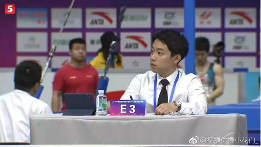 奧運五金王鄒凱回歸賽場變身裁判 期待未來再“戰”奧運