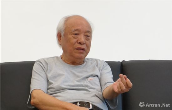 四川美術(shù)學(xué)院教授、著名雕塑家王官乙
