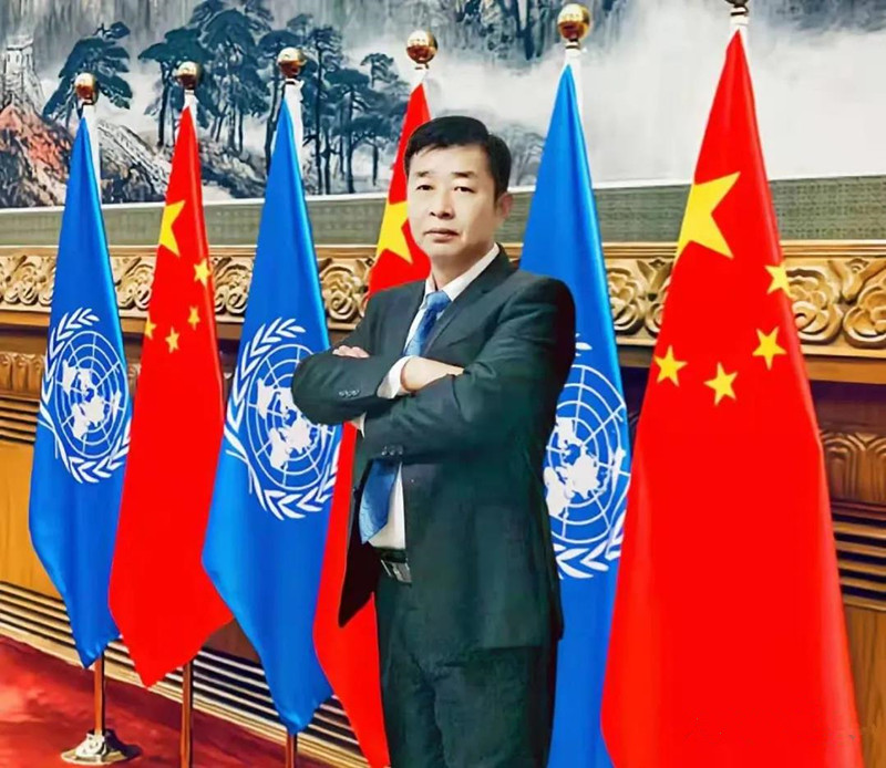 楊亞鵬.jpg